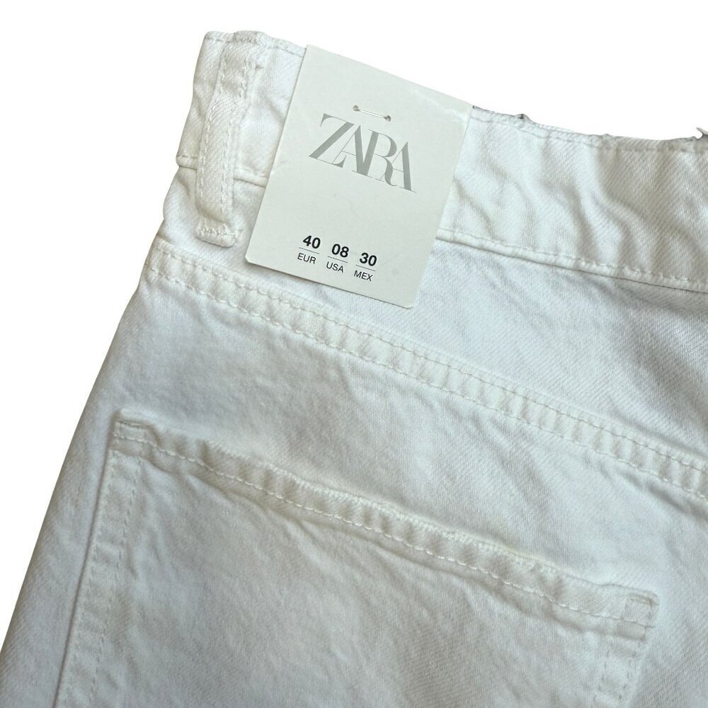 Zara White Denim High-Waisted Frayed Hem Shorts Size 8 USA / EUR 40 - Picture 3 of 4